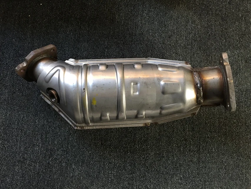 High quality direct fit catalyst catalytic converter euro 4 for Audi A4 B5 A6 4B 1.8T