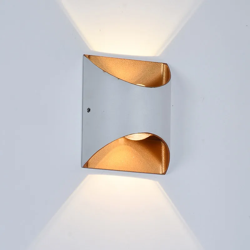 Up and down wall lamp Waterproof Outdoor Garden Porch sconce lighting be in great demand Hot sale no battery Wall-Mounted