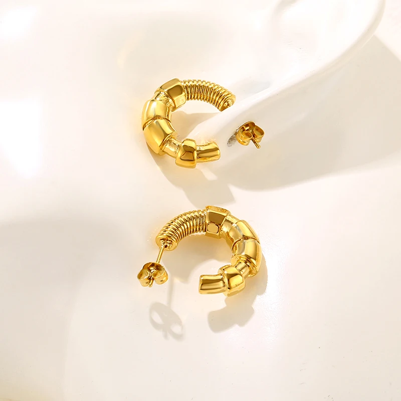 High Quality 18K Gold Plated brass Stainless Steel Jewelry Solid C Shaped Accessories Hoop Earrings E211298