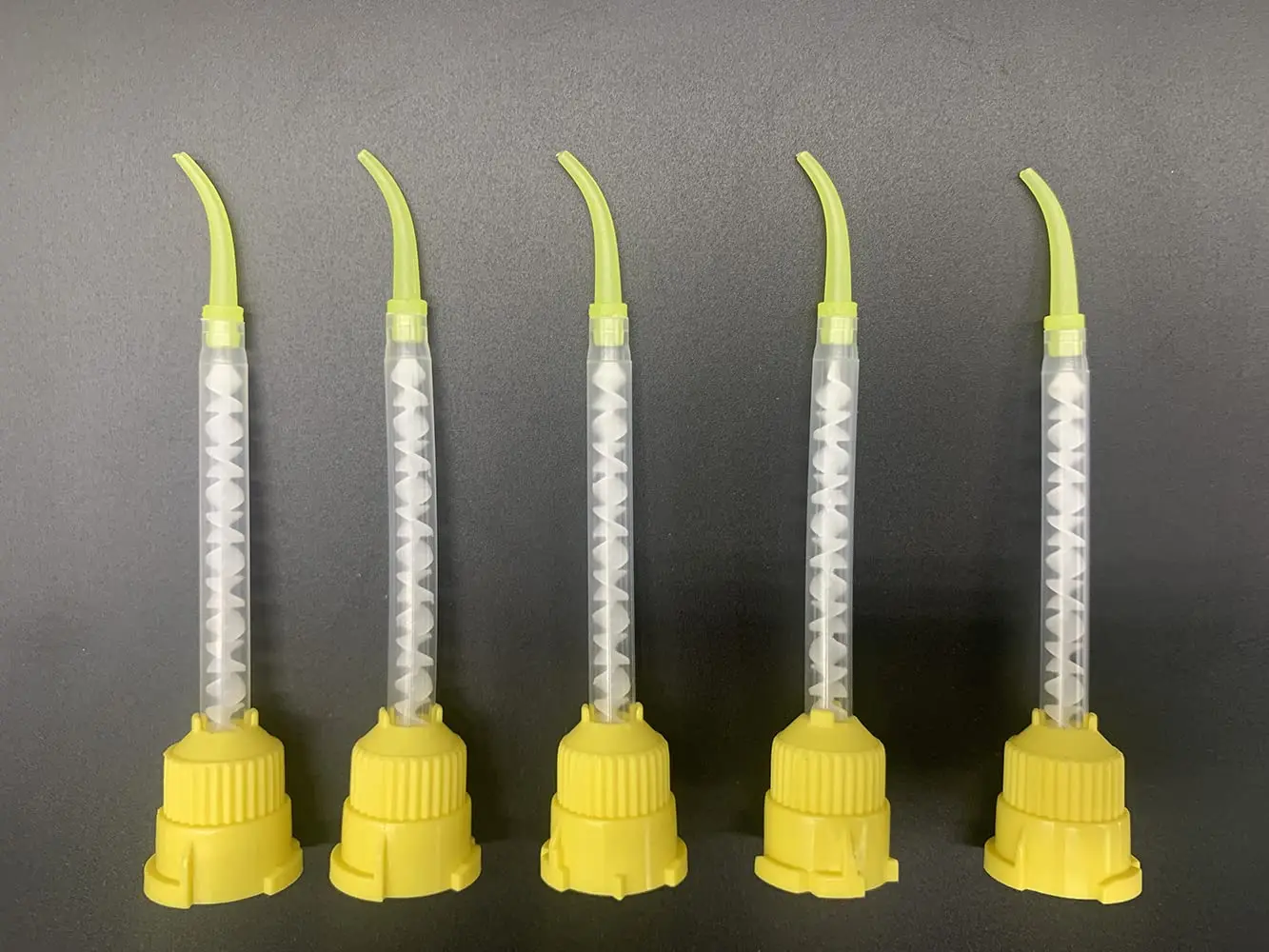 Стоматологические пластиковые одноразовые стоматологические насадки для смешивания одноразовая силиконовая резиновая головка