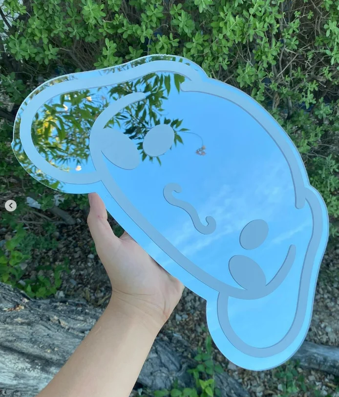 Customized Acrylic Shape Chrome Hearts Mirror Self Adhesive Acrylic Mirror Decoration 3d Acrylic Mirror Wall Stickers