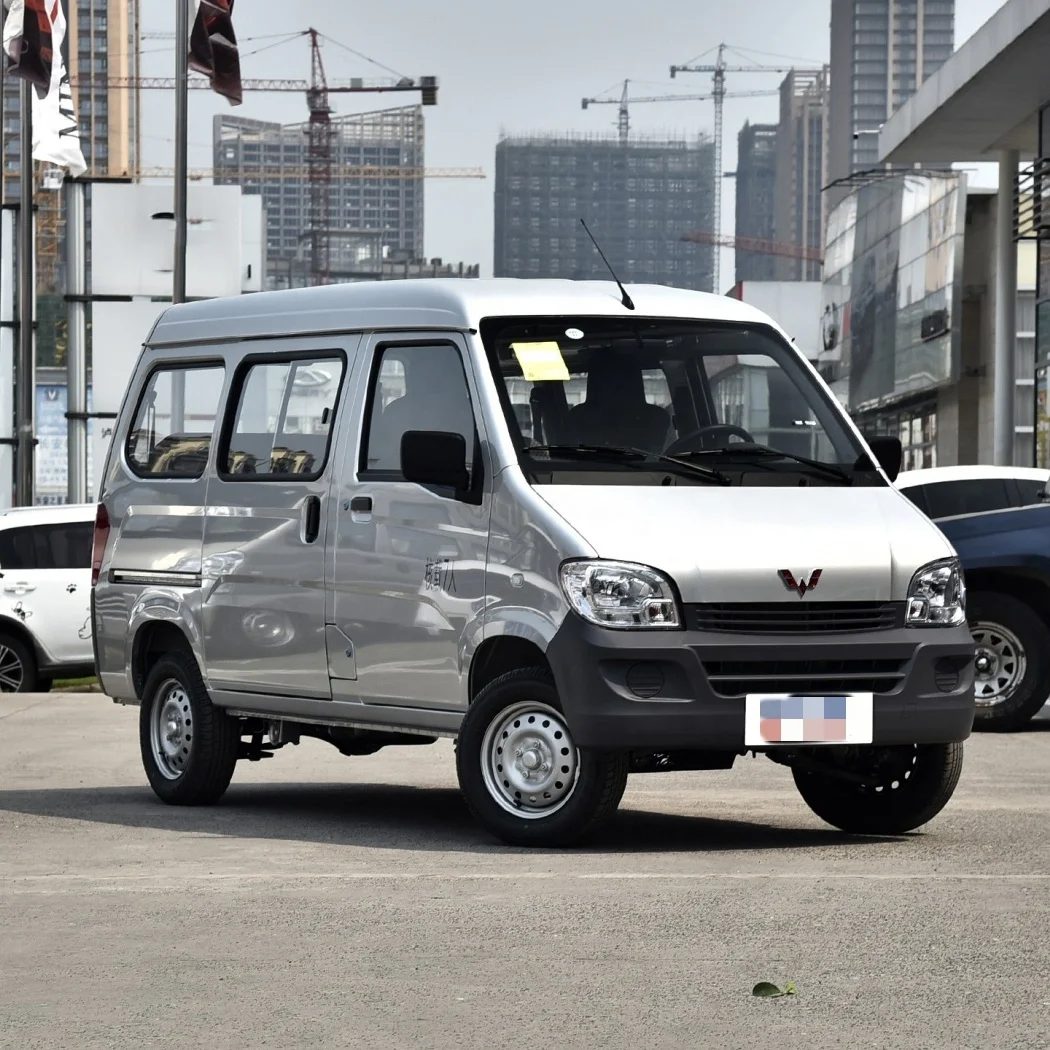 Hot sales in 2023 100km/h Gas/Petrol 7 Seats Passenger New City mini Bus mini van car