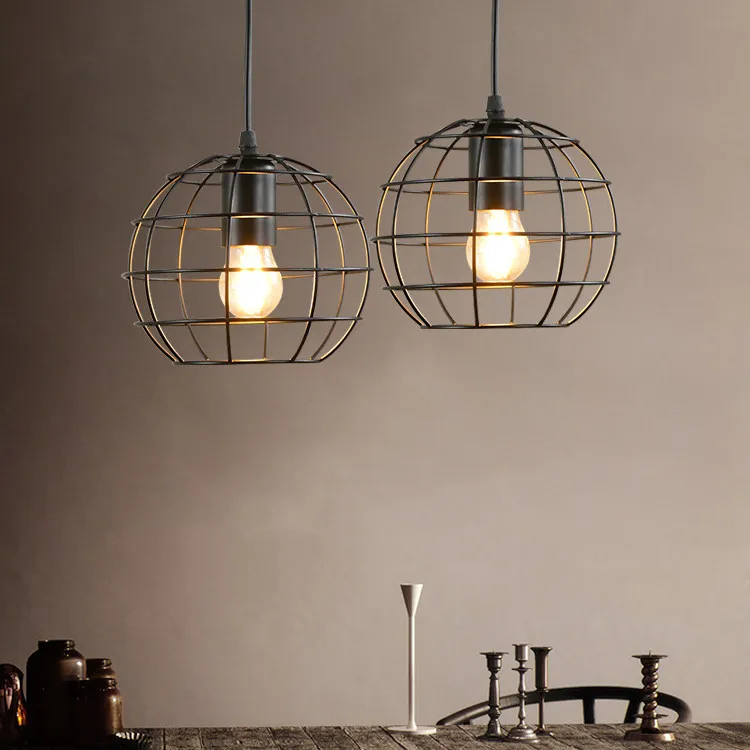 Nordic creative personality cafe restaurant small iron cage art bar table chandelier clothing store retro mesh chandelier