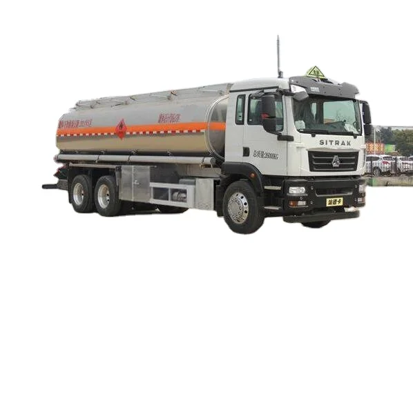 Автоцистерна с легковоспламеняющейся жидкостью