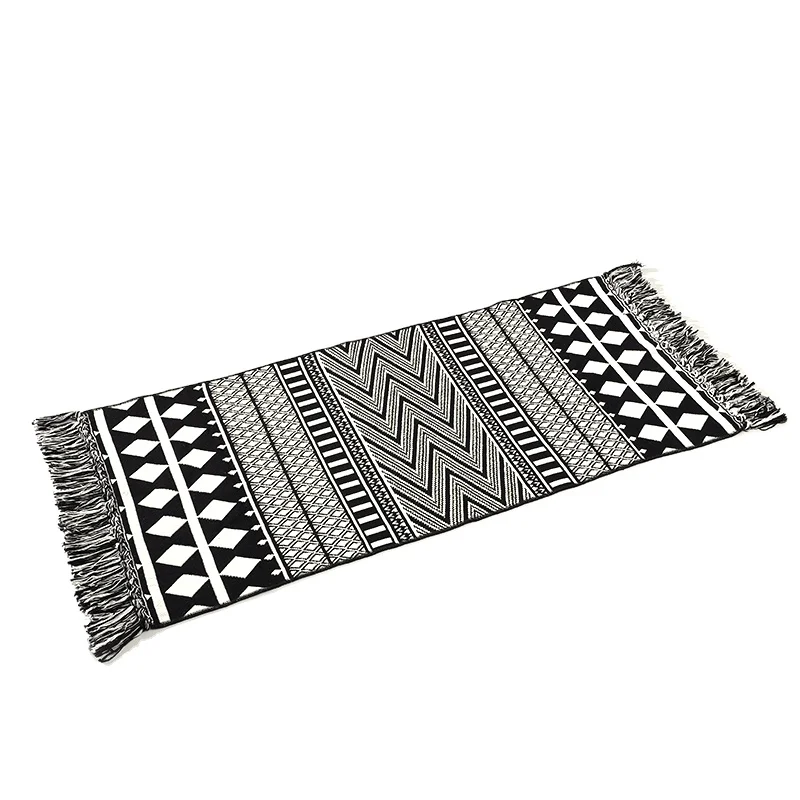 Boho Cotton Woven Area Rug With Tassels Hand-Printed Pattern Washable Carpet For Home Decor