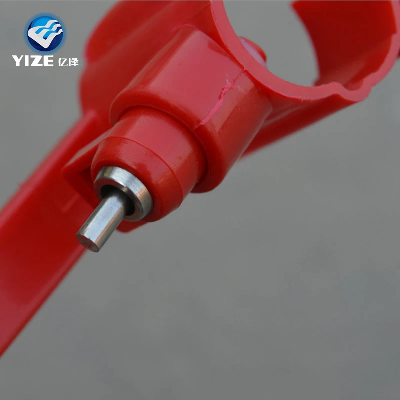 China manufacture poultry drinking water nipples drinker chicken hen automatic waterer