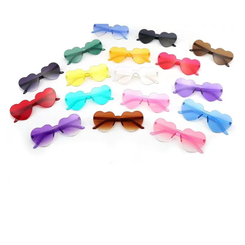 Clear Sunglasses 2025 One-Piece High Quality Jelly Color Lens Beautiful Bulk Plastic Heart Rimless Sunglasses
