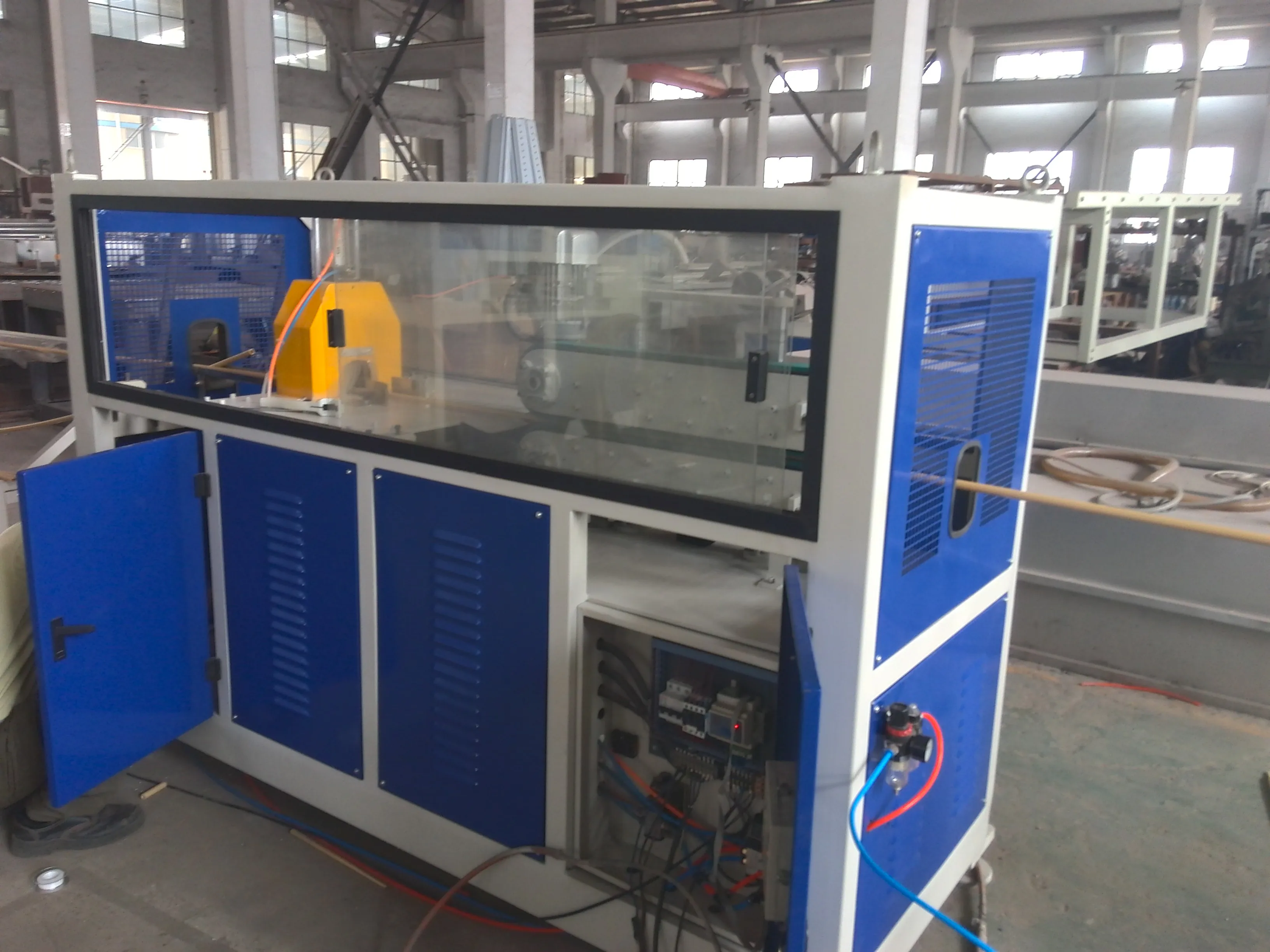 pvc pipe extrusion line single screw extruder pipe production line