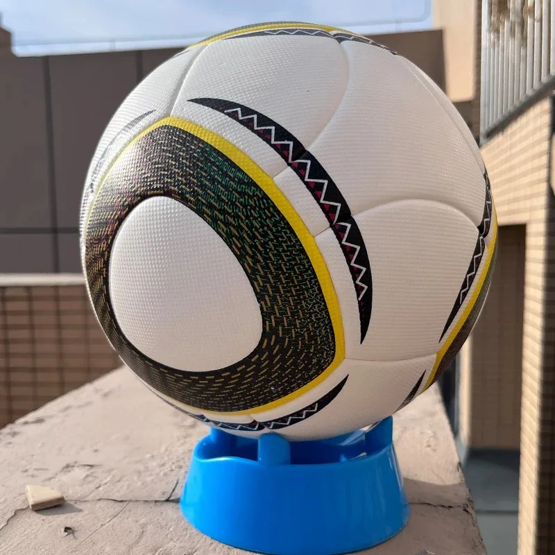 Machine Stitched Seamless Thermal Bonding Indoor And Outdoor Pvc Custom Soccer Ball Wholesale