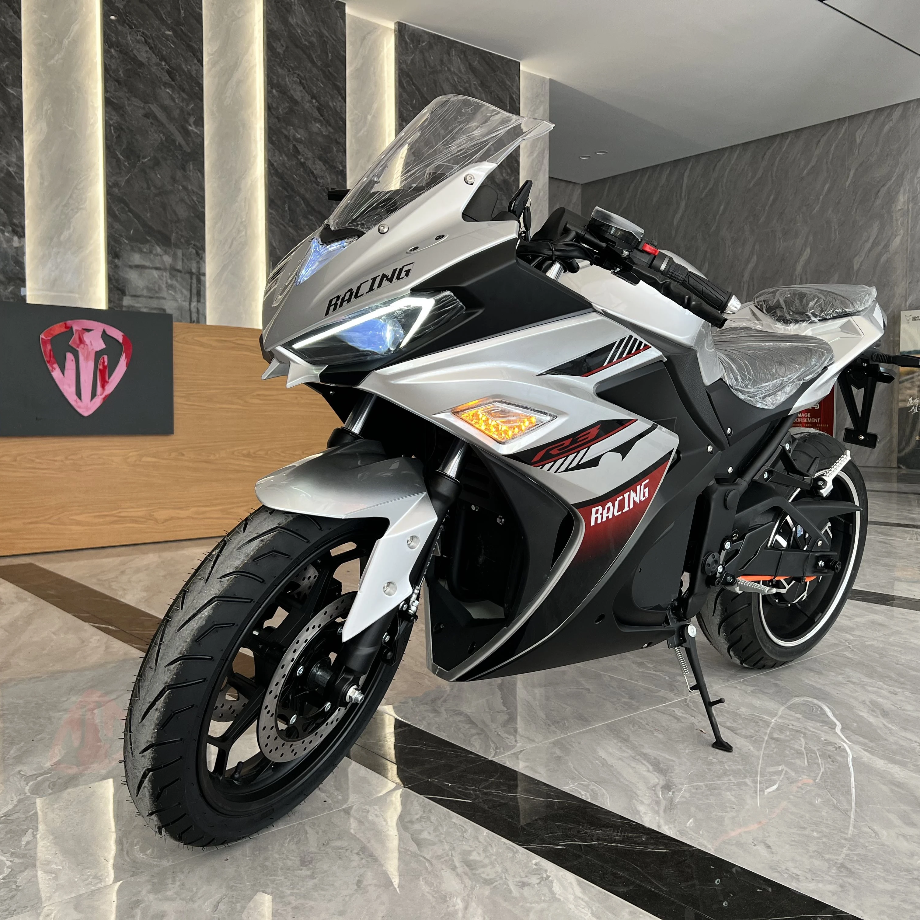 Ready to ship 3000W hub motor electric motorcycle for adult