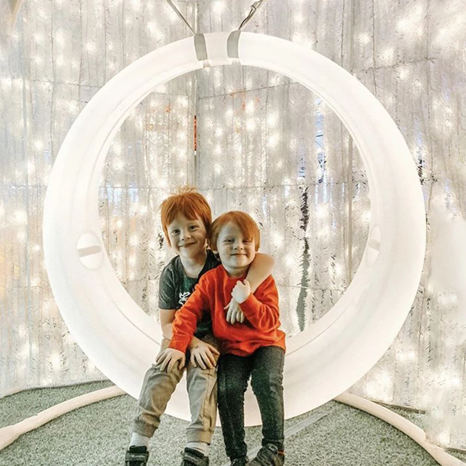 Аккумуляторная батарея светящиеся светодиодные качели для детей и взрослых большие круглые уличные садовые