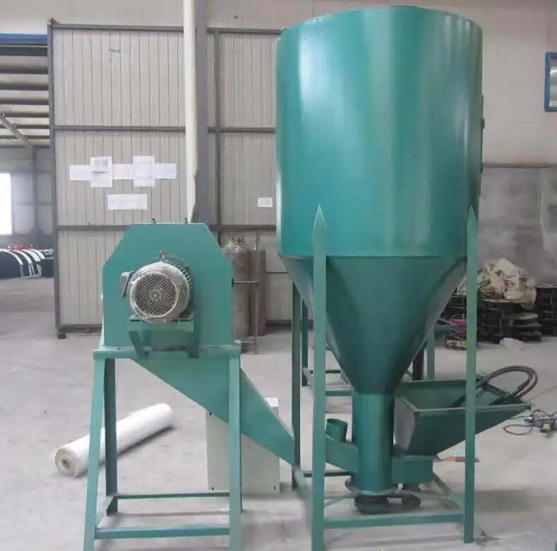 Automatic feed pulverizing and mixing machine hammer type pulverizing material
