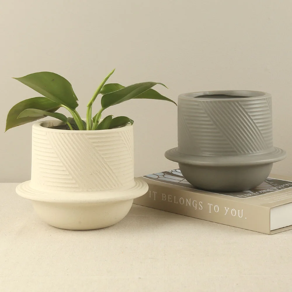Small Size Embossed New Creative Design Indoor Outdoor Ceramic Planter Pot
