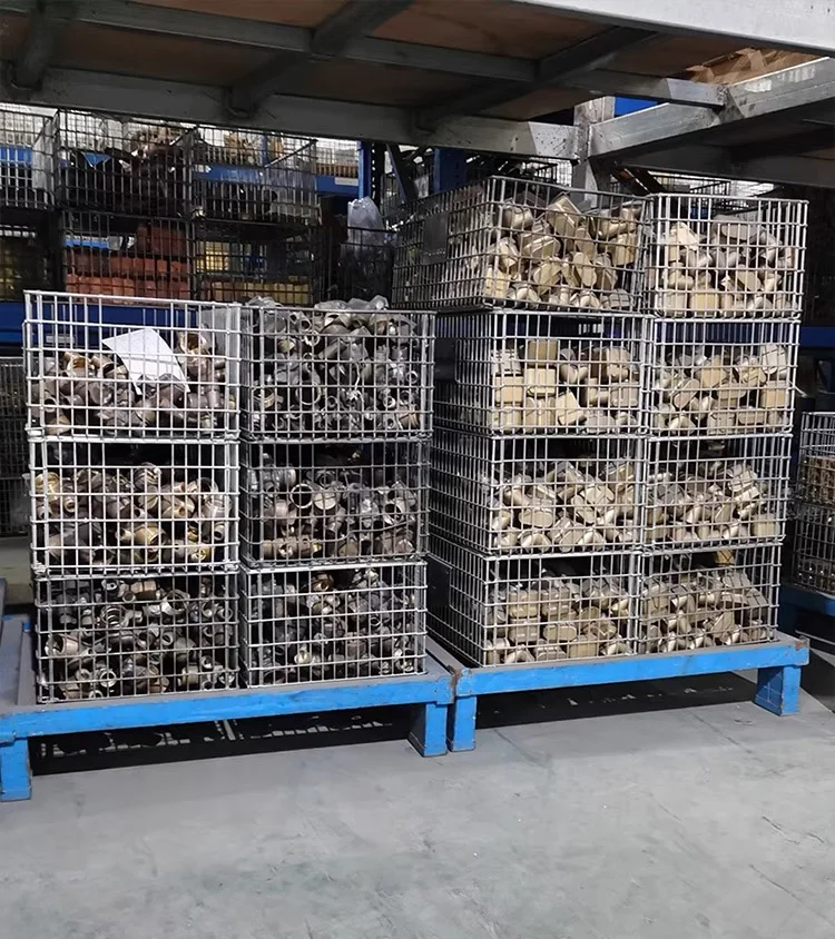 Super strong load-bearing stackable  Wire Container metal storage cage cleaning basket