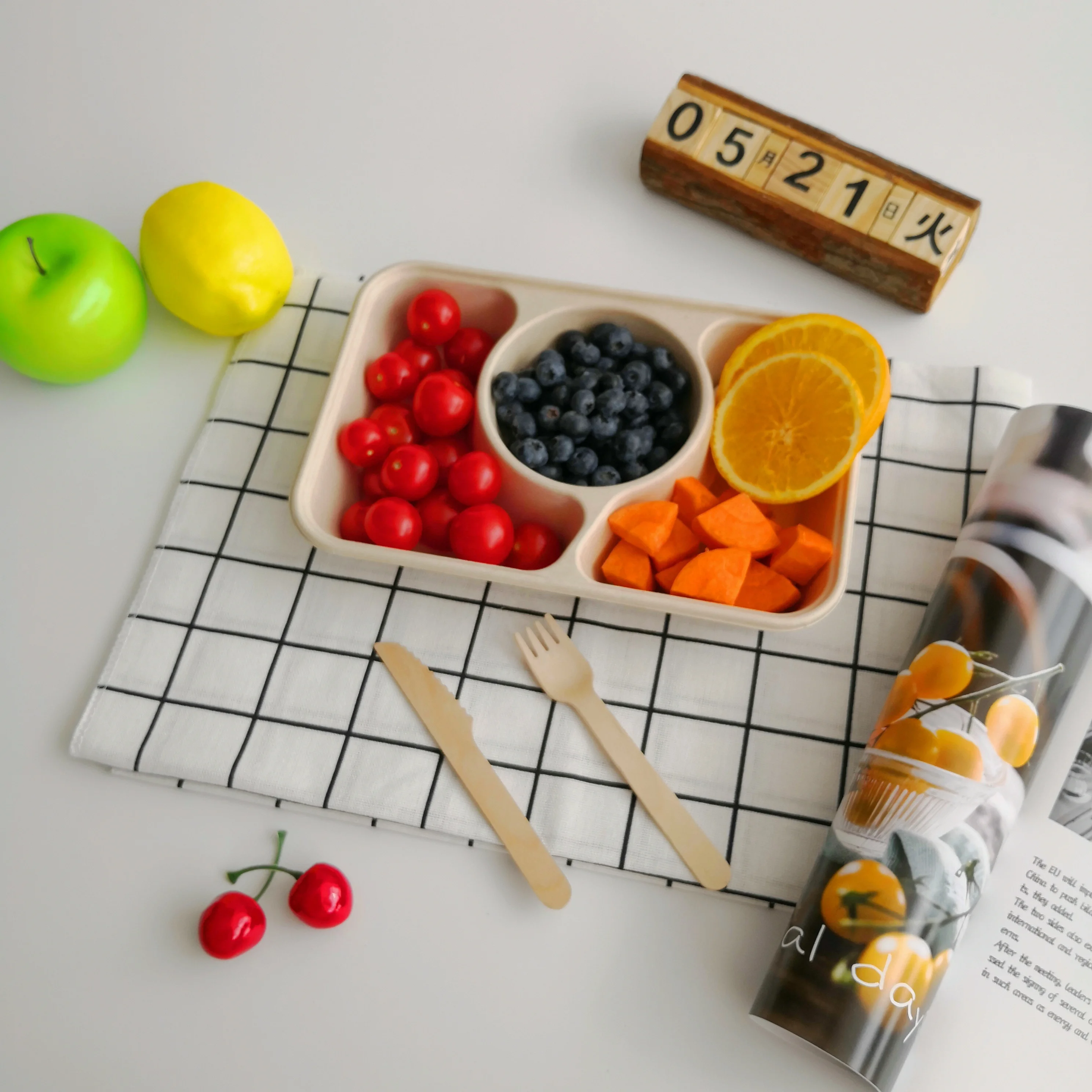 Bagasse 3 Compartment Pasta Paper Tray Fibre Tray Lunch Tray With Lid Paper Plate Supplier Fast Food Dish Fast Food Plates