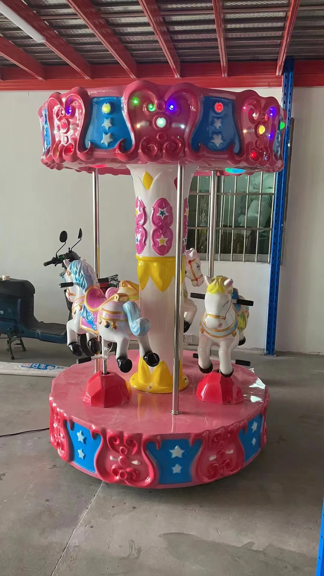 Factory Price Crown Carousel Coin Operated Games Merry Go Round Kiddie Rides Carousel Horse