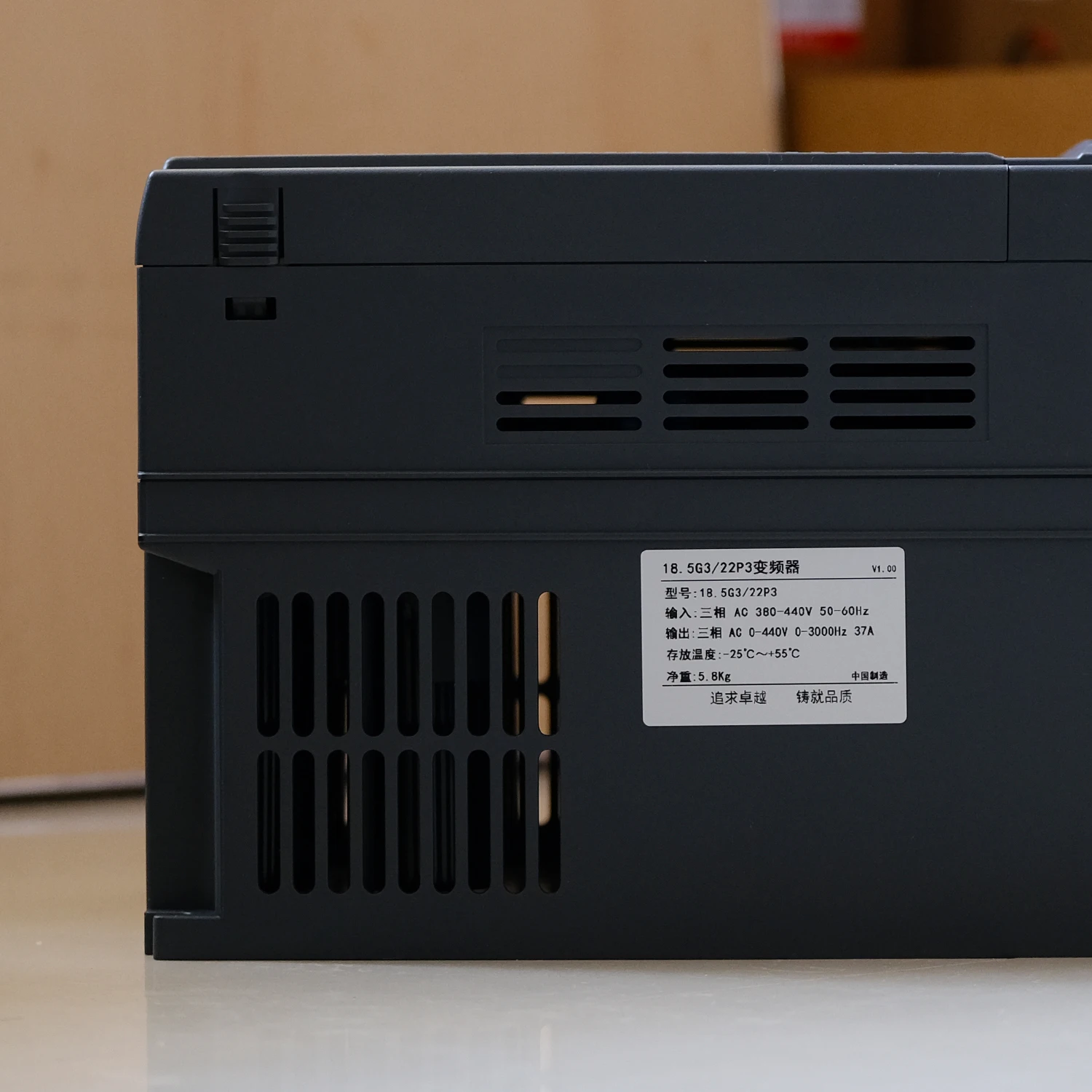 High Frequency Motor VFD 45KW 55KW 75KW 100KW  380v three phase electrical Universal Vector Inverter Converter