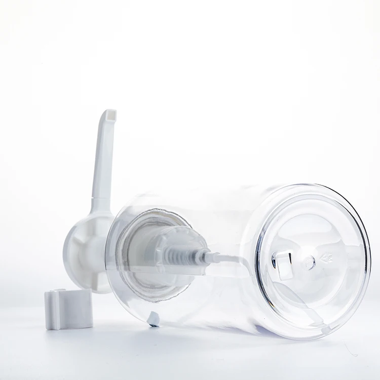 Wholesale 500ml Capacity Empty Plastic Transparent Liquid Soap Foaming Soap Dispensers Bottles With Long Nozzle White Foam