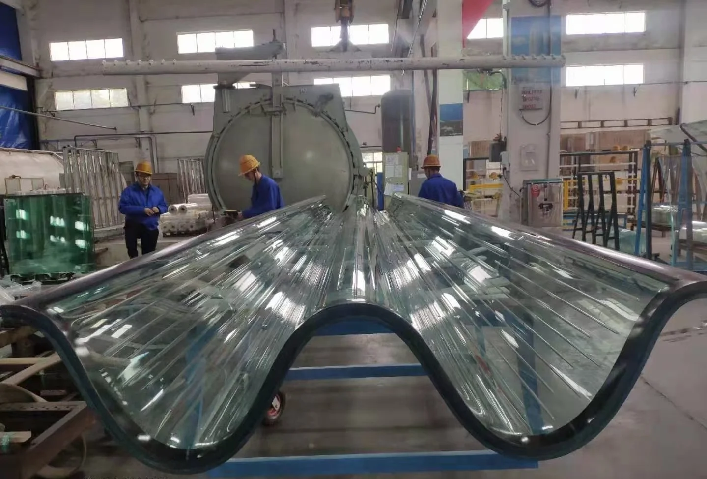 Изогнутая стеклянная панель для стеклянного купола от производителя из закаленного стекла