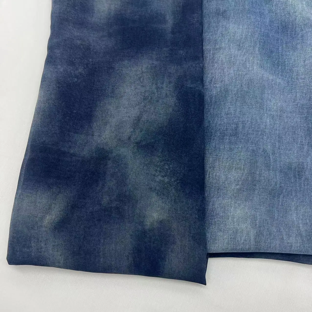African batik style soft and comfortable digital printing 100gsm chiffon fabrics for clothing with Factory wholesale