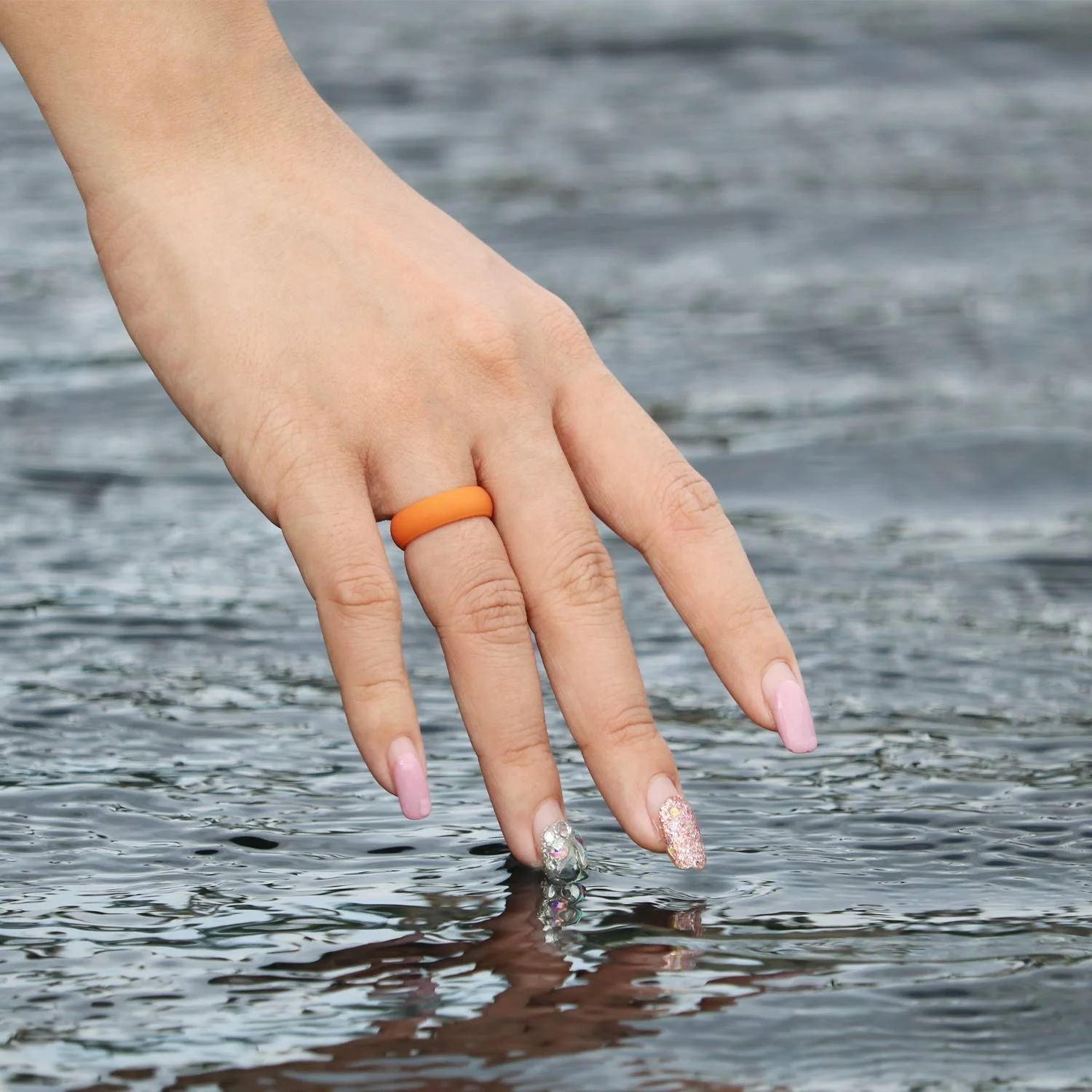 5.7mm Women Silicone Wedding band Couple Comfortable Metallic Silicone Finger Rings Silicone Rings