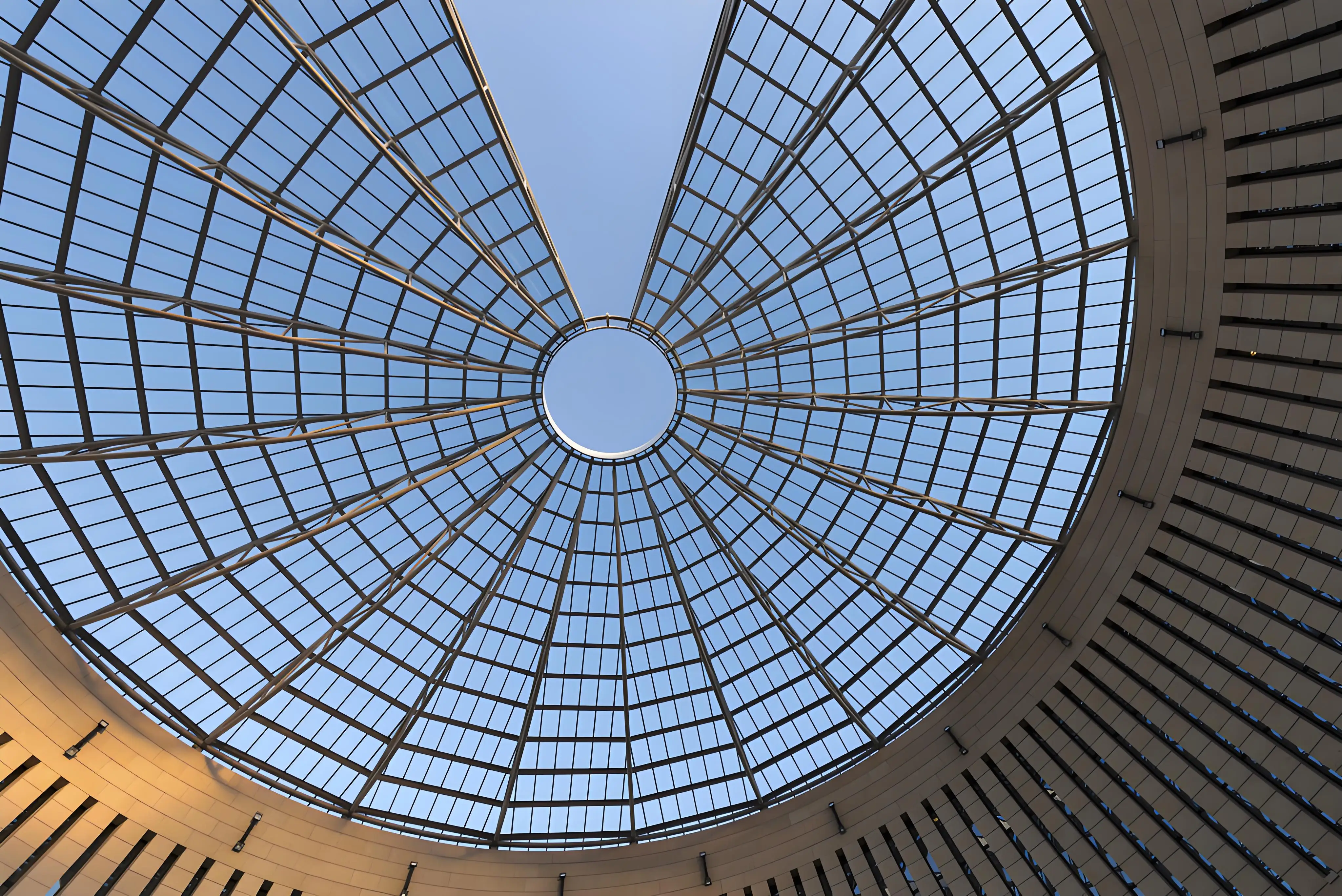 Stadium Roof Gym Clear Laminated Safety Glasses Low Iron Construction Tempered Glass Floor Decoration Bulletproof Use Direct
