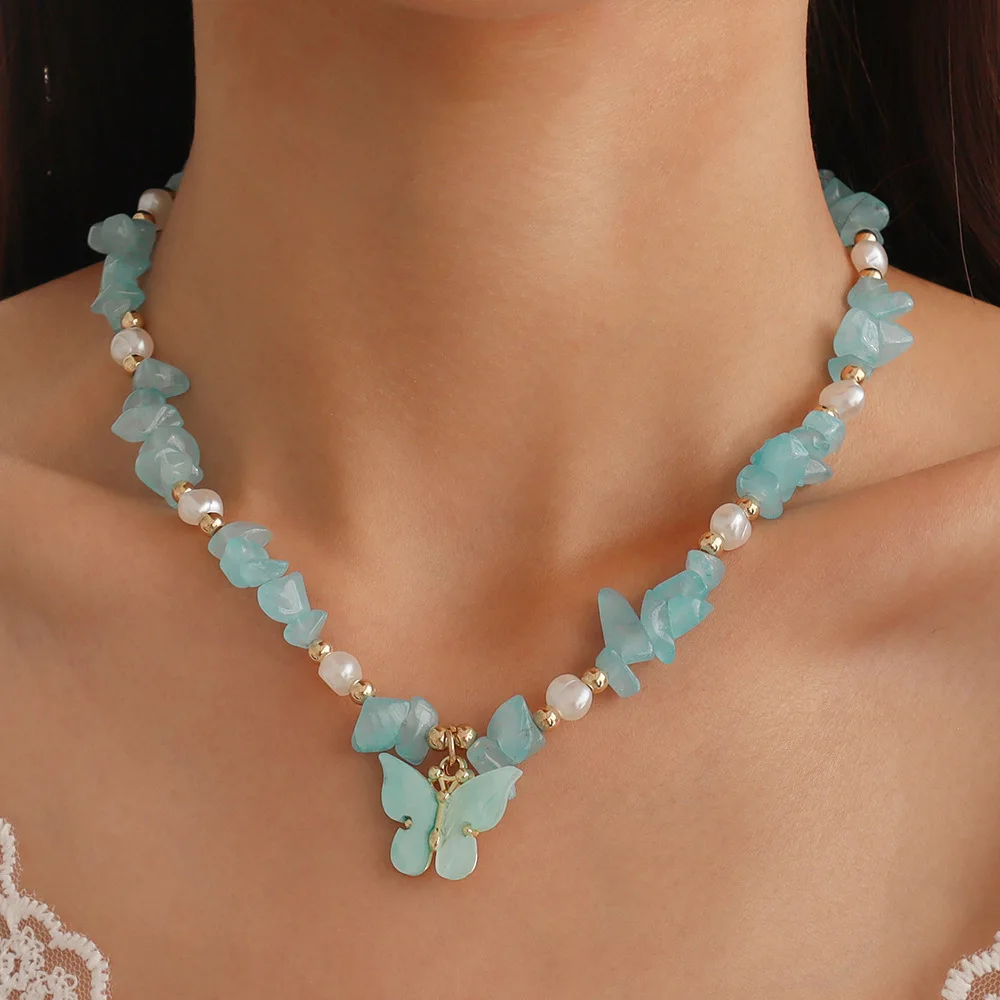 Fashion Jewelry Necklaces Multicolored Pearl And Stone Beads Necklace Candy Color Butterfly Pendant Necklace Jewelry Women