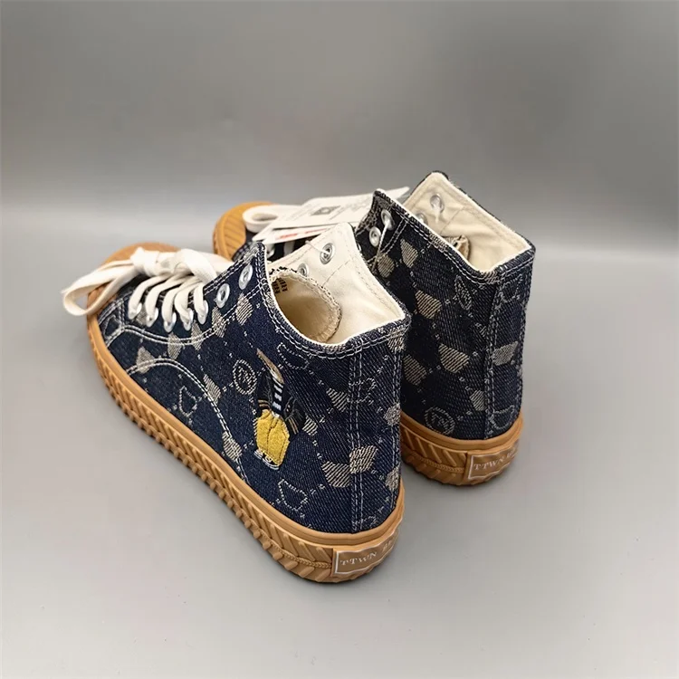 Wholesale Unique Sports Shoes Canvas Sneakers For Ladies Breathable Casual Shoe High Top Shoes Girls Printed Design