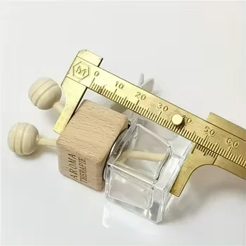 Car Air Vent 10ml Square Mini Glass Parfum Bottle Fancy Pendant Transparent Hanging Car Diffuser Bottle With Wooden Cap
