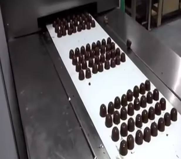 Chocolate ball making machine Chocolate processing machine Chocolate manufacturing machine