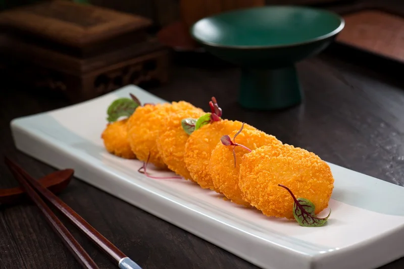 Shandong Ocean Village Food Best Selling Raw Panko Coated Squid Cake Crumbed Calamari Cake For Hotpot Ingredient