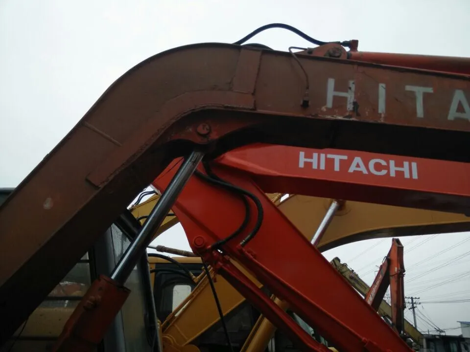 Used Hitachi EX70 Hydraulic Excavator Crawler Digger CE EPA  Good Quality hot sale Excavators