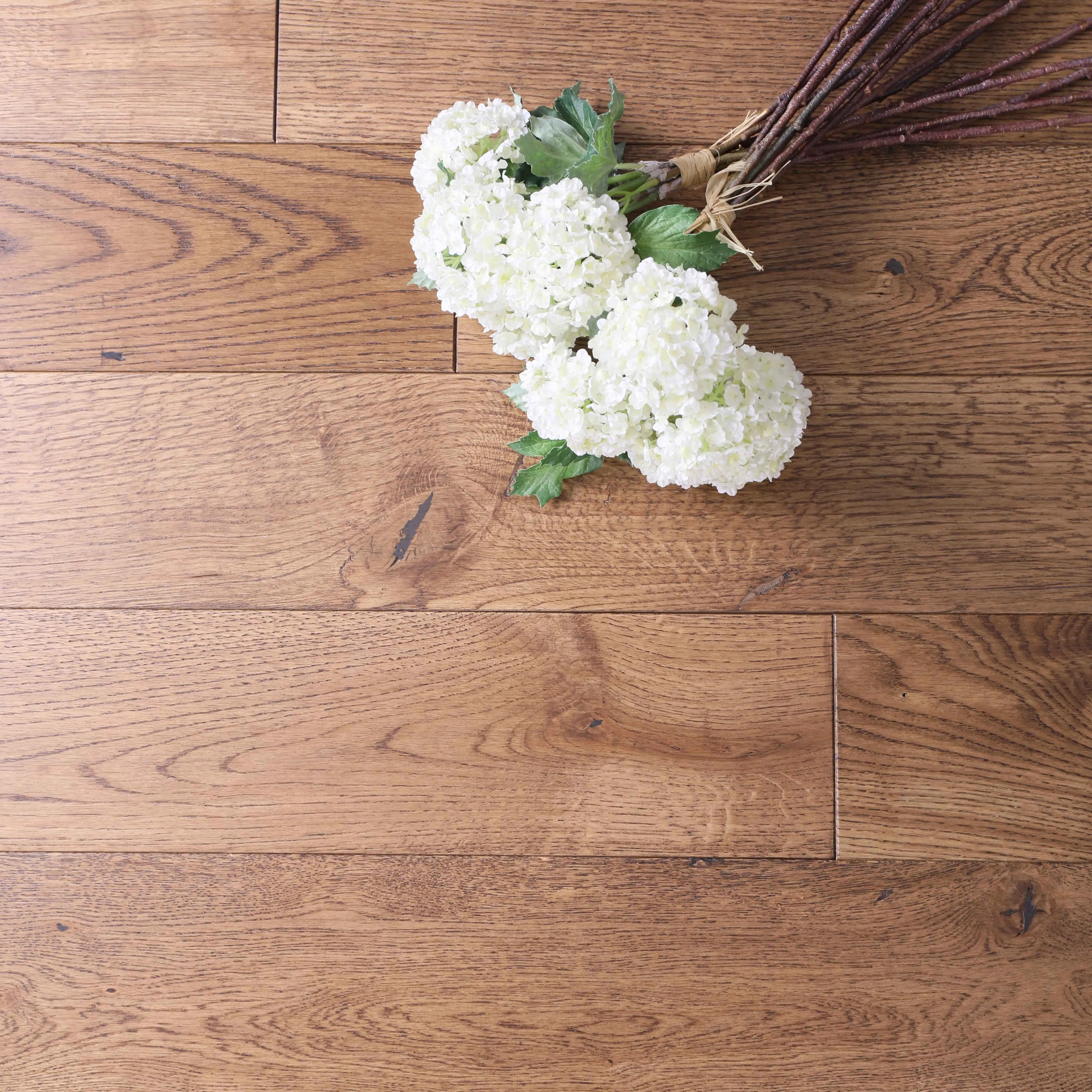 
High Quality Solid Wood Timber Laminate Flooring 