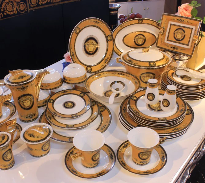 
61pcs New Design Dinnerware Sets Luxury Porcelain Tea Cup And Saucer Fine Bone China Dinner Set 