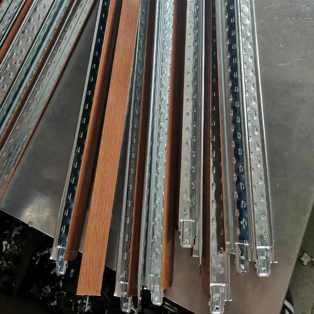 
T runner main tee and cross tee suspended ceiling T bar components T ceiling Tee grid 