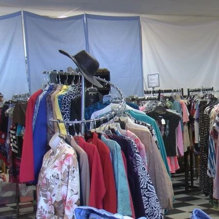 Second Hand Clothing A Variety Of Styles And Colors Mixed Packaging, High Quality Fairly Used Clothes Bales For Kids