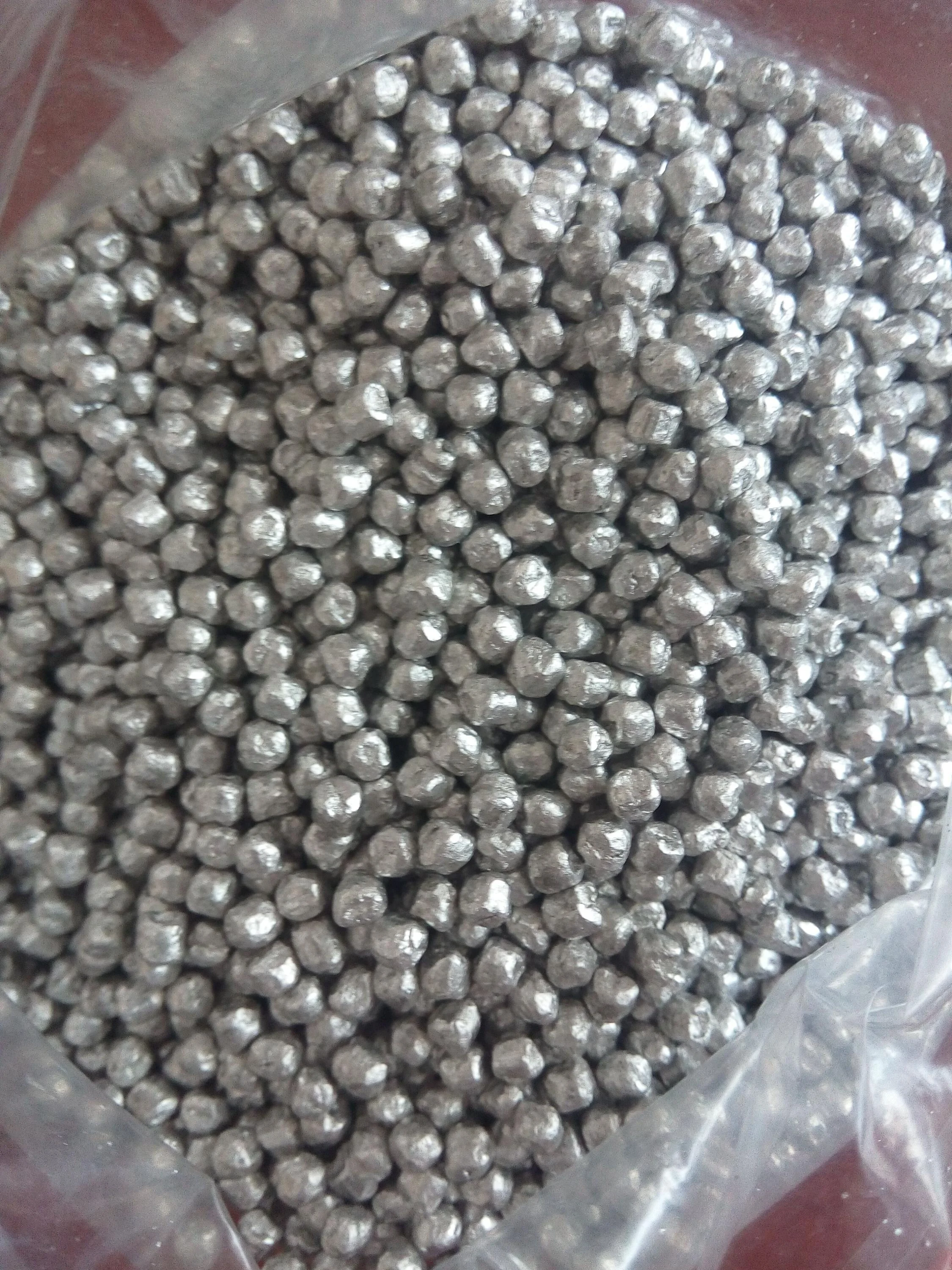 magnesium pellets for small molecular resonance water