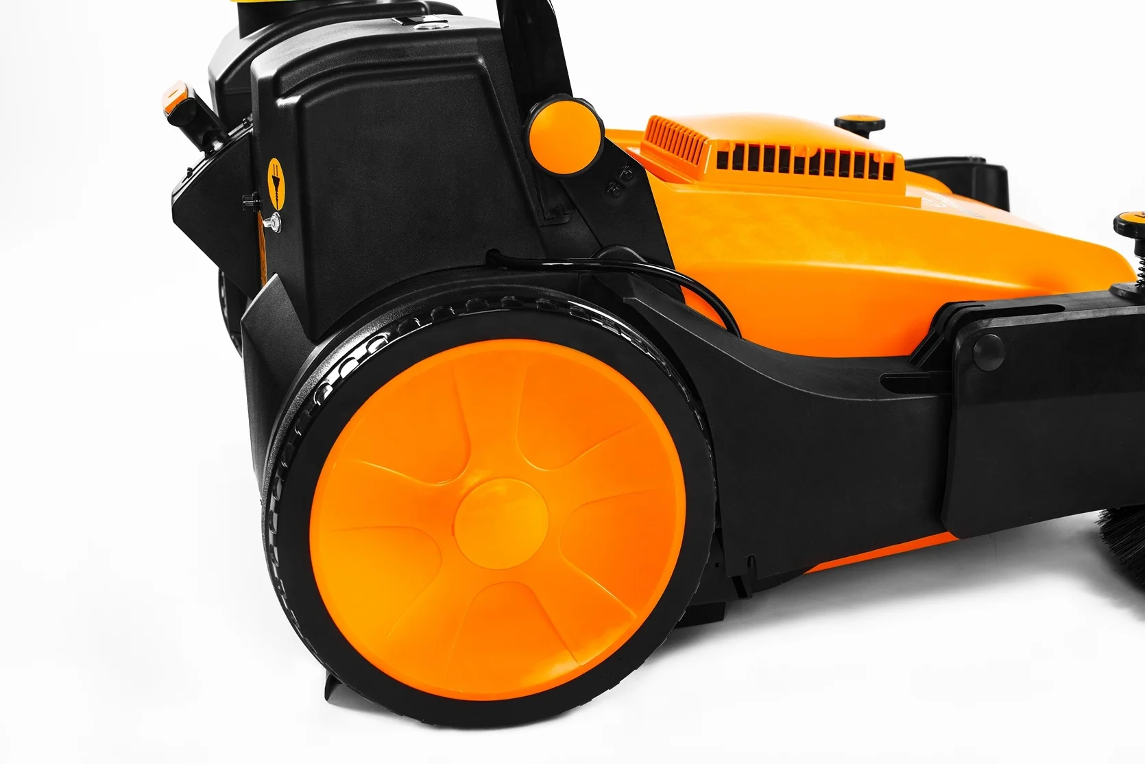 Industrial Warehouse Hand Push Electric Water Spray Floor Sweeper Machine for Sale