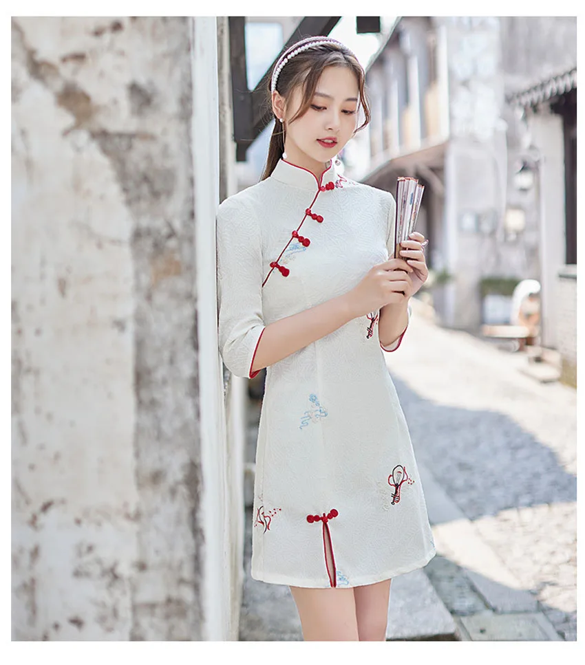 2024 New Improved Young Chinese Autumn Winter qipao plus size lace Dress for women