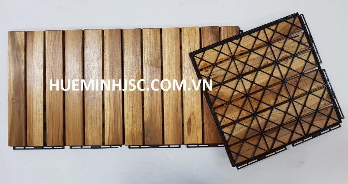 Interlocking Teak Wooden Decking tiles with Plastic Base easy to assemble environmentally friendly