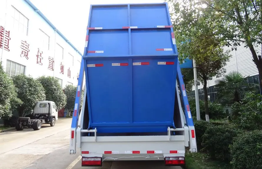 
Dongfeng diesel euro III 6 wheels 10 cbm bin lorry,refuse compactor for sale 