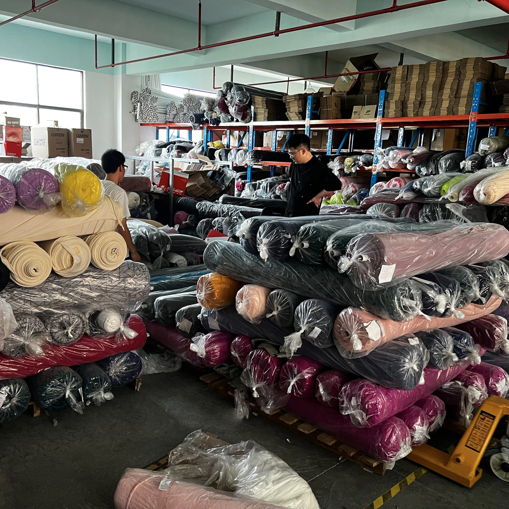 100%P Bird Eye Mesh Fabric 75D72F Wicking Breathable Knitted Quick Dry Net Fabric for Jersey or Lining