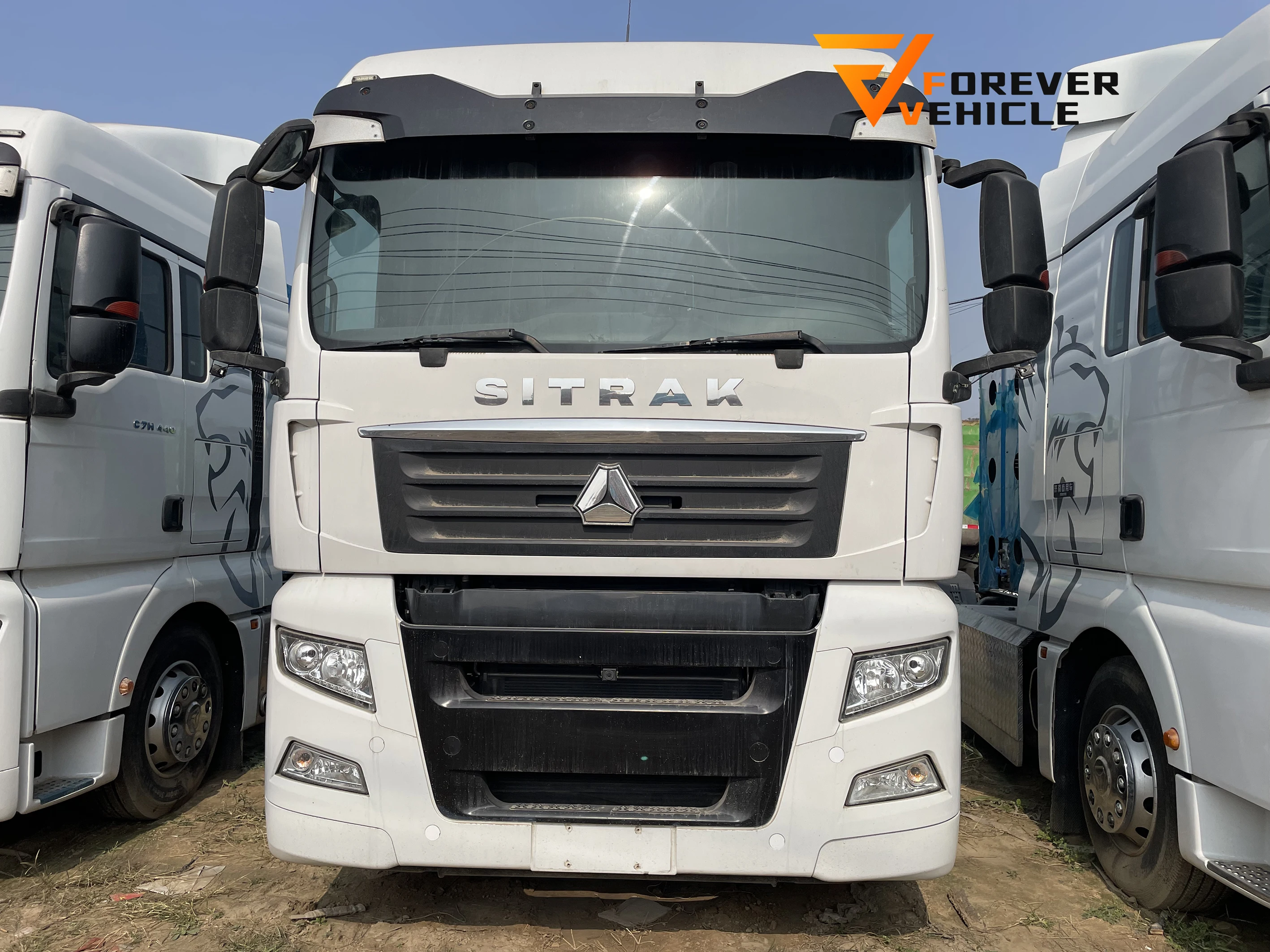 Professional Sinotruk Truck Tractor 6X4 Sitrak C7H Trailer For Tractors CNG