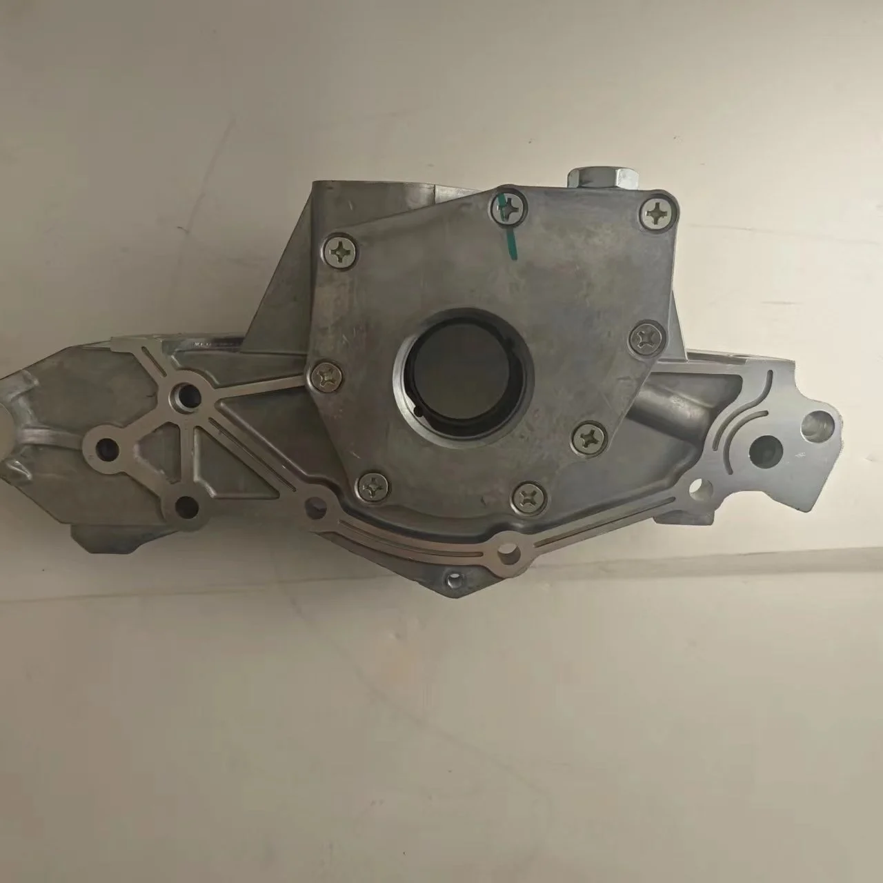 High reliable quality engine pump assembly, Santa Fe 2.7 21310-37100 2131037100