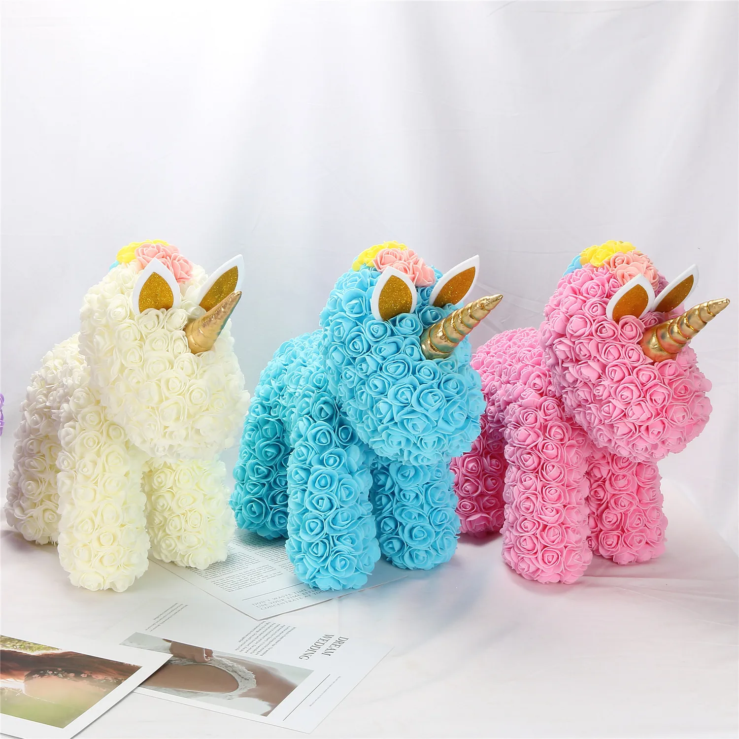 Wholesale Foam Rose Bear/Heart / Dog / Mouse / Unicorn / Rabbit Handmade Artificial Flowers Gift