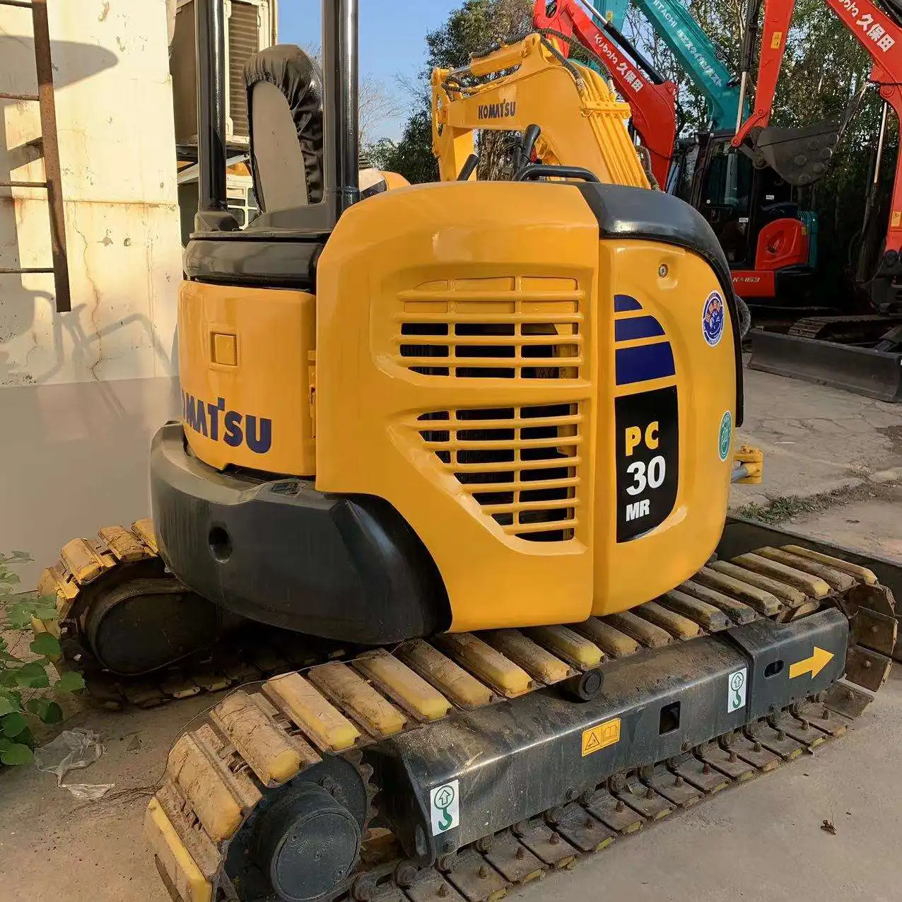 Высококачественный подержанный экскаватор мини Komatsu Pc35 японский