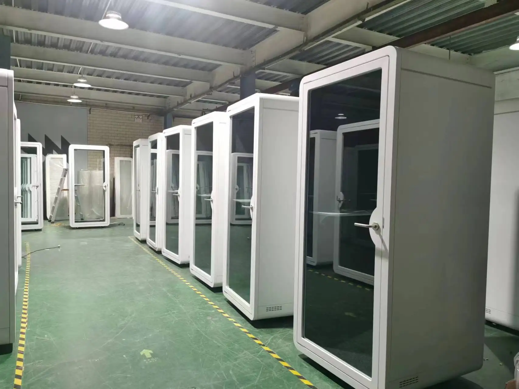 Movable Sound Proof Acoustic Booth For Office Meeting Office Pod Sound-isolated Lounge Space Single Phone Booth
