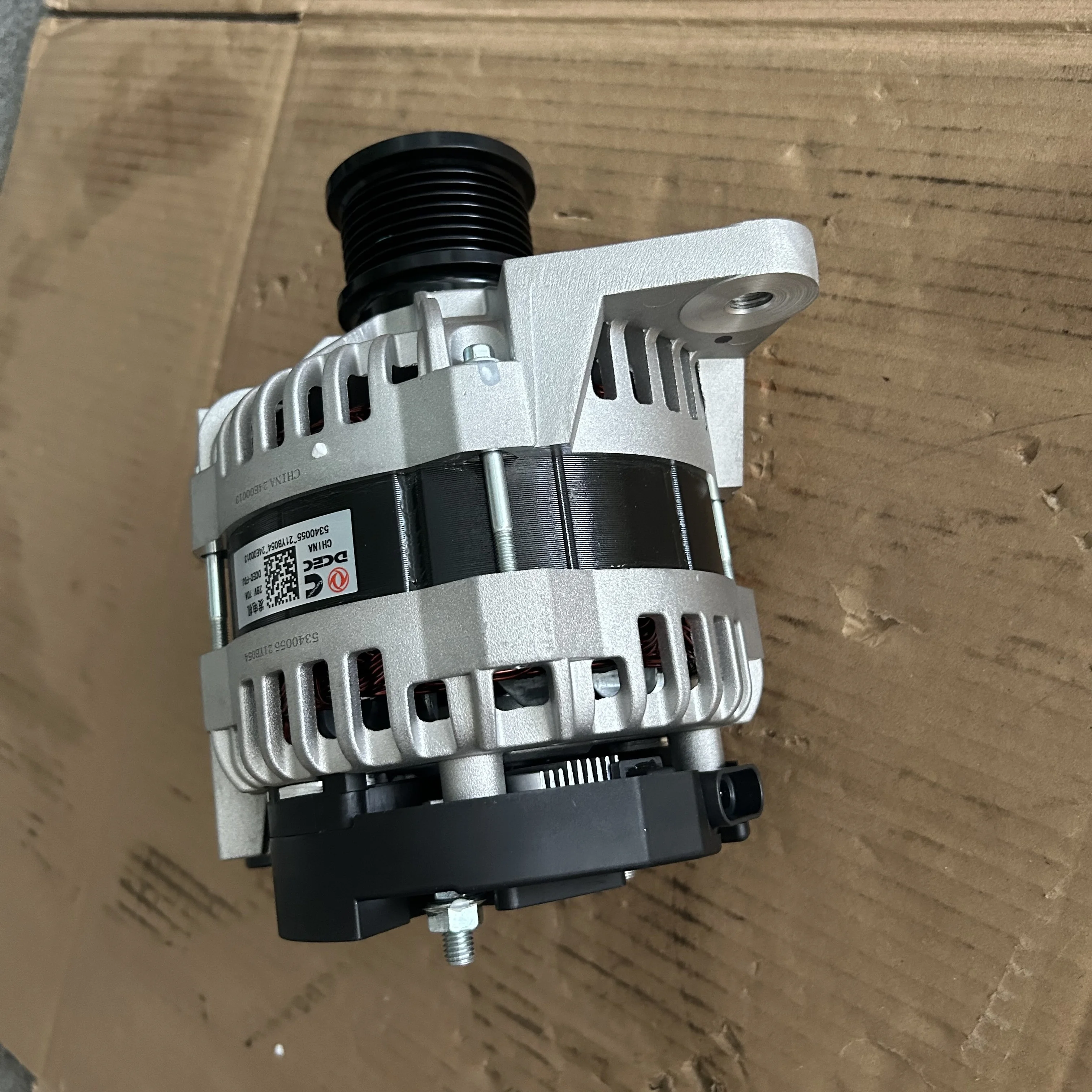 ORIGINAL LIUZHOU LIUGONG SPARE PARTS SP160156 ALTERNATOR