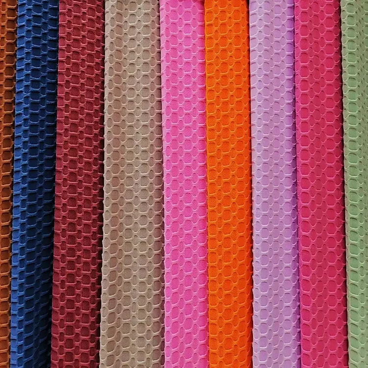 
2021 Hot Sale Good Stretch Polyester Spandex Bubble Jacquard Fabric For Bubble Butt Yoga Pants Legging 