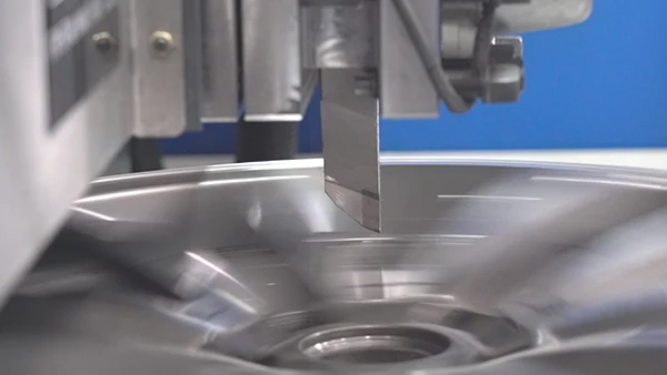 Vertical Wheel Repair Machine and Rim Lathe Machinery